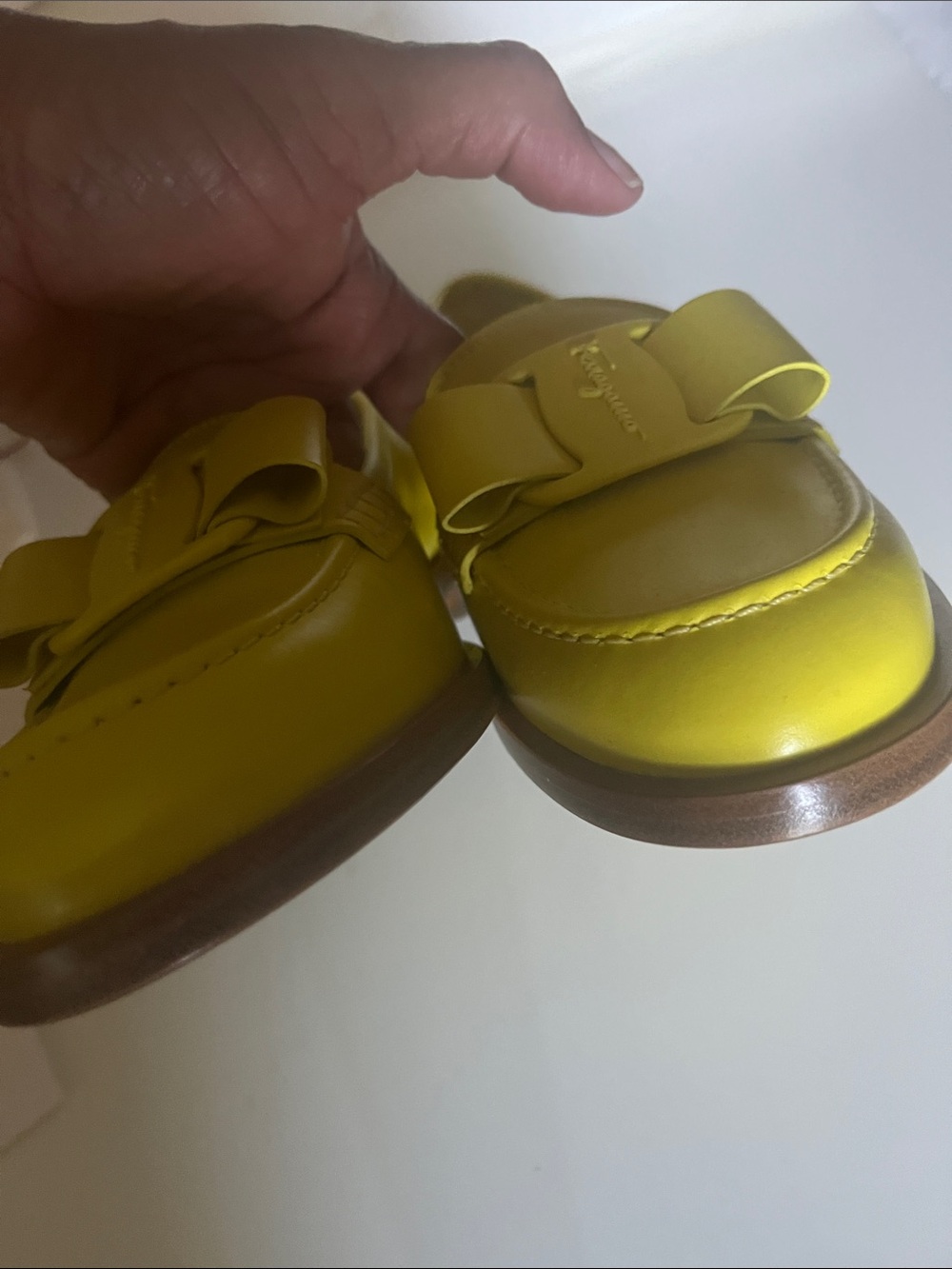 Size 8 Salvatore Ferragamo Bright Yellow Patent Leather Vara Loafers - Picture 9 of 12